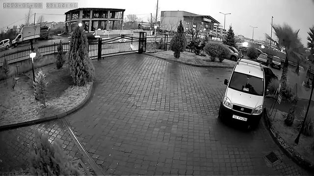 2 MP IP KAMERA 2.8 12 MM LENS 2 10 R 08022019180100