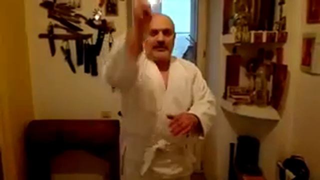 Крэв Кенпо-секущие удары ножом , колющие удары ножом смотреть онлайн