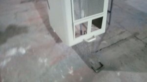 модернизированный самодельный капот для трактора МТЗ. наложили грунт