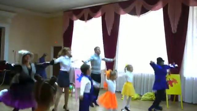 Что манит птицу. Песня. смотреть онлайн