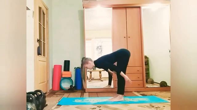 Йога для ног - 2. Балансы и активная гибкость смотреть онлайн