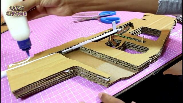 как сделать пистолет-пулемет вектор из картона, который стреляет. Из PUBG смотреть онлайн