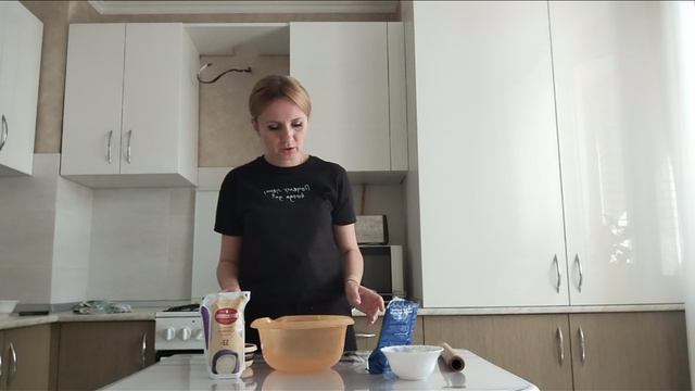 Самый клёвый рецепт меренгового рулета!