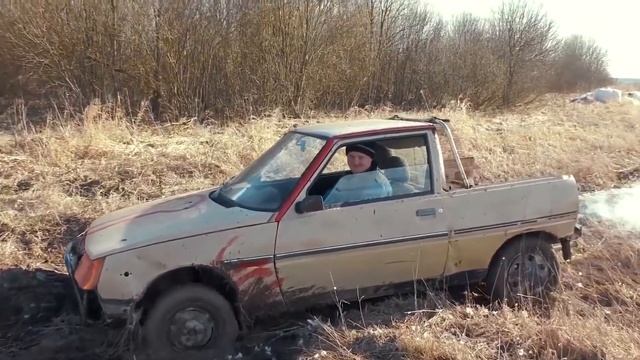 Front wheel drive car with bolts in the wheels!!! Checking off-road capability!!! смотреть онлайн