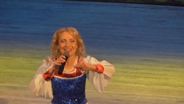 Лена Василёк "А утки кря - кря - кря".MP4 смотреть онлайн