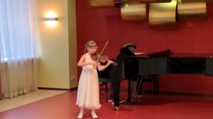 Ж.Б. Люлли Менуэт., исп. Миловидова София