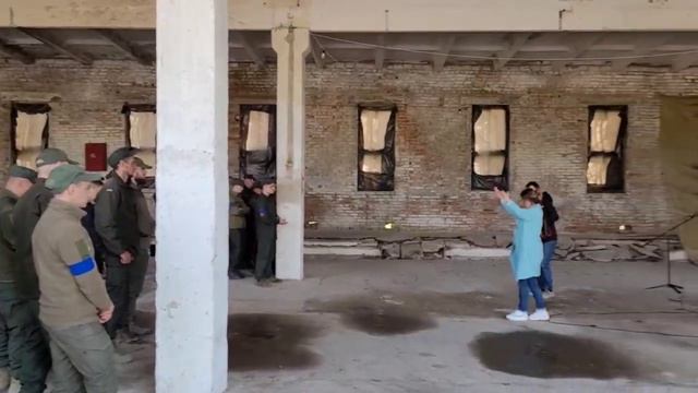 Виступи для воїнів «Ой я знаю ,що гріх маю»українська народна пісня смотреть онлайн