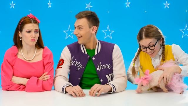 Кто лучше нарисует предмет, получит его | Сумасшедший челлендж от PaRaRa Challenge смотреть онлайн