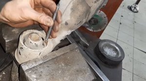 Toyota Prado замена сайлентблоков переднего нижнего рычага и шаровой опоры