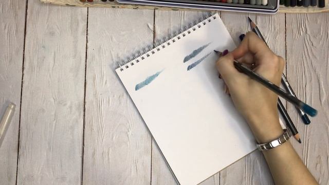 Сравнение цветных графитовых карандашей Derwent Graphitint и Сонет в раскрасках смотреть онлайн