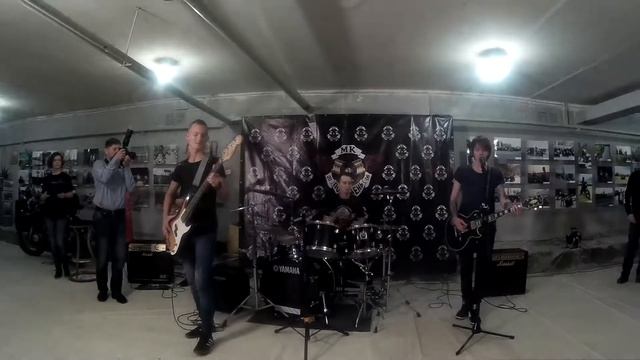 Открытие выставки "Пыль дорог" г. Надым (группа F.P.F. - Беспечный ангел) смотреть онлайн