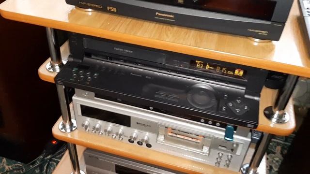 HIFI стерео видеомагнитофон PANASONIC NV-HS 800. смотреть онлайн