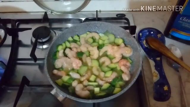 Макароны с креветками