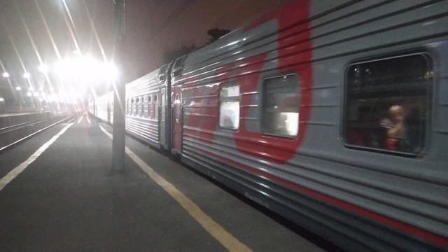 Отправление ЭП2К с поездом №133 Москва - Дербент с Павелецкого вокзала. смотреть онлайн