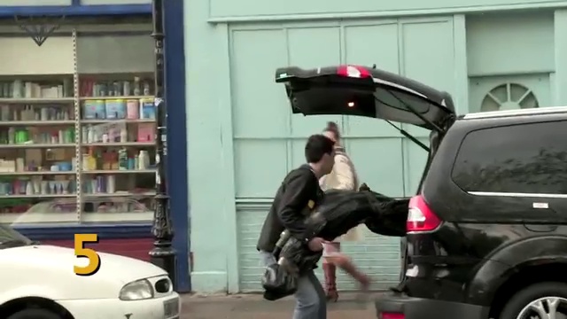 Помогите избавиться от тела смотреть онлайн