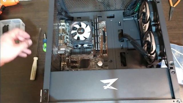 Собрал игровой ПК за 35000 рублей во время майнинг бума смотреть онлайн