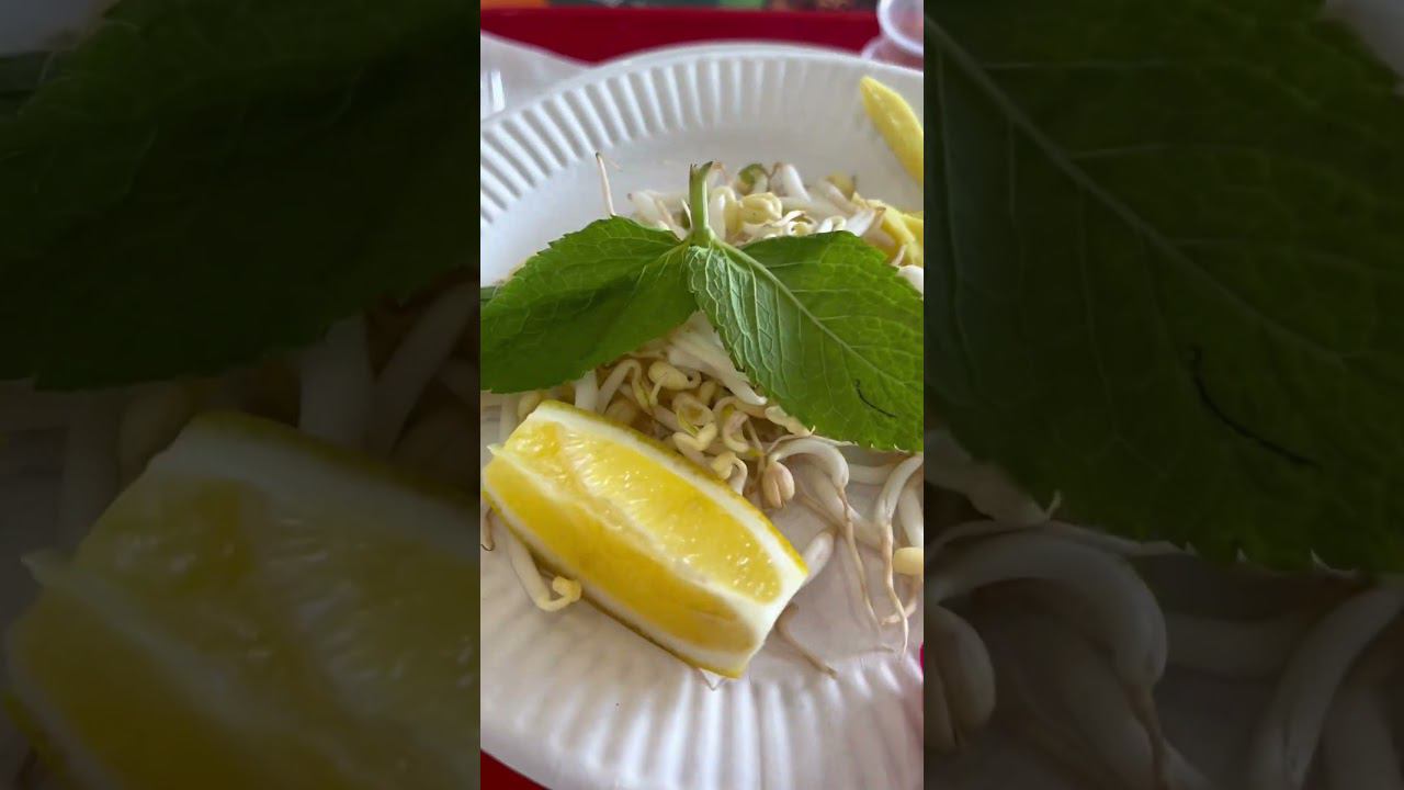 The best Pho Bo in Moscow / Пожалуй это самый вкусный Фо Бо в Москве смотреть онлайн