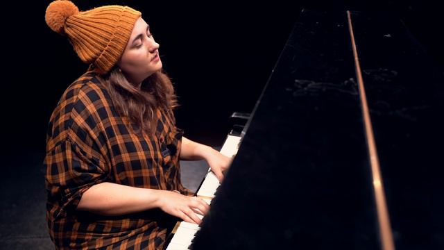 Home - Original Song by Rachel Grace recorded live at the Arts Centre смотреть онлайн