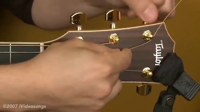 Restringing an Acoustic Guitar смотреть онлайн