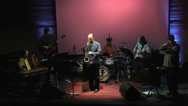 Dan Willis Performs 2nd Gnossienne from the Satie Project смотреть онлайн