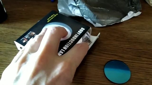 Распаковка китайского светильника с датчиком движения и зарядкой от USB смотреть онлайн