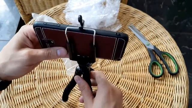 Штатив для телефона с Алиэкспресс || Распаковка и обзор смотреть онлайн