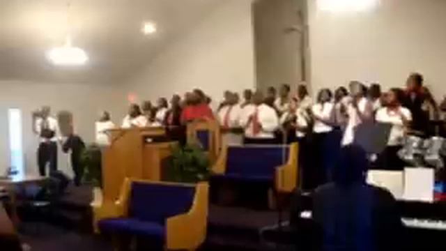 DERMOTT YOUTH CHOIR- "HE'S THE GREATEST" LEAD ARTEZ JOHNSON смотреть онлайн