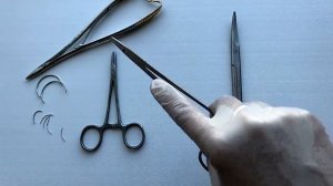 Как заряжать иглу в иглодержатель I HOW TO USE NEEDLE HOLDER