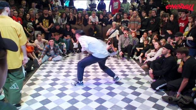 Василий Чернышов VS Андрей Слугин смотреть онлайн