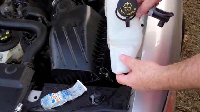 Ford Crown Vic & P71 windshield washer pump смотреть онлайн