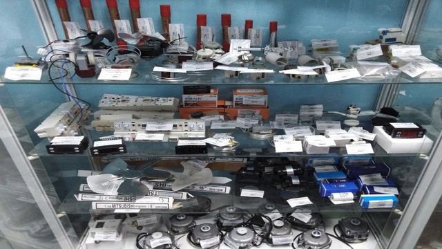 КАК ВЫБРАТЬ ХОЛОДИЛЬНОЕ ОБОРУДОВАНИЕ ДЛЯ МАГАЗИНА, НОВОЕ ИЛИ Б/У? смотреть онлайн