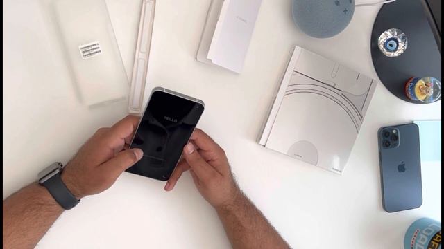 Nothing Phone (1) Unboxing & 1st look - is it better than iPhone? 🤔 смотреть онлайн
