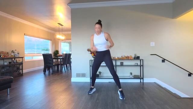 Fight Cardio & Bodyweight Strength & Core | Git LIIT with Amy смотреть онлайн