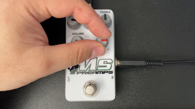 Bass guitar preamp Pedal смотреть онлайн