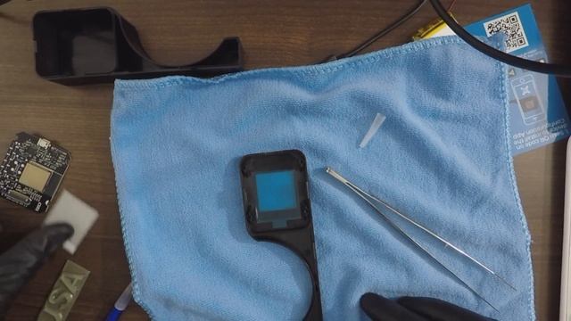 ESP32 Product Creation Journey: Assembling a Puck Holder смотреть онлайн