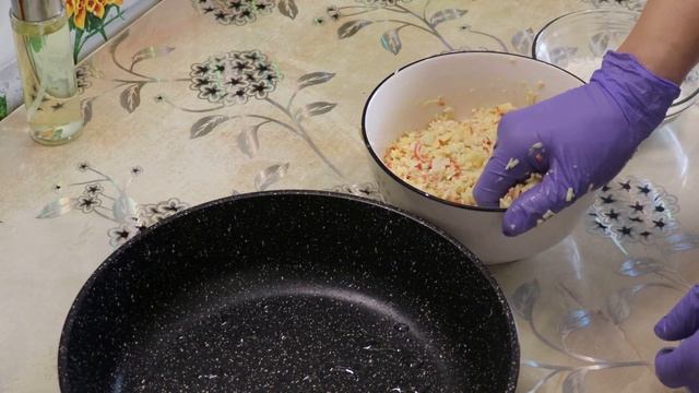 Котлеты из крабовых палочек/ Как приготовить котлеты из крабовых палочек. смотреть онлайн