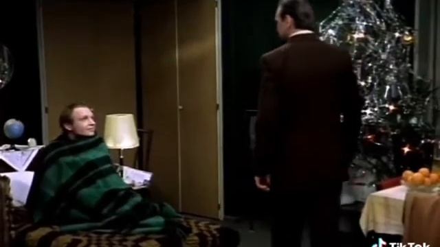 Ирония судьбы, или с легким паром. Добрый вечер. смотреть онлайн