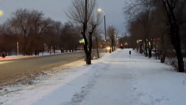 Влог с сестрой/Новогодние выходные/новогодний жор☺️ смотреть онлайн