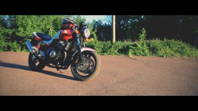 Honda CB 400 Super Four Vtec 2 смотреть онлайн