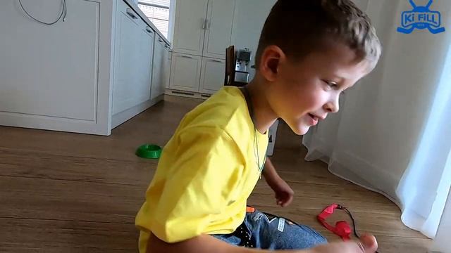 Что Кирилл и Филипп СКРЫВАЮТ ОТ РОДИТЕЛЕЙ? // KiFill Boys 13+