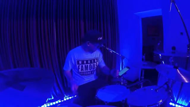 Garik & Sona - Mayro (live drum cover) #hardrockcafeyerevan смотреть онлайн