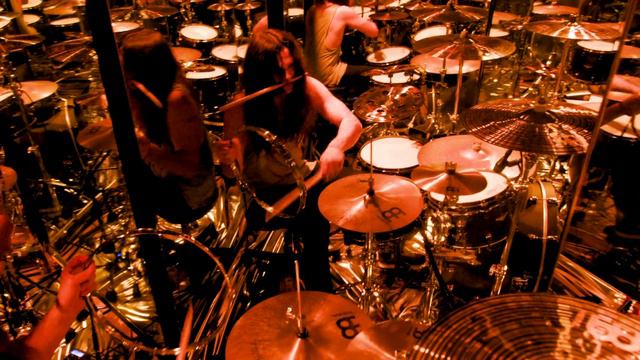 Aric Improta - EXU Ft. Justin Chancellor [WARNING: FLASHING LIGHTS]