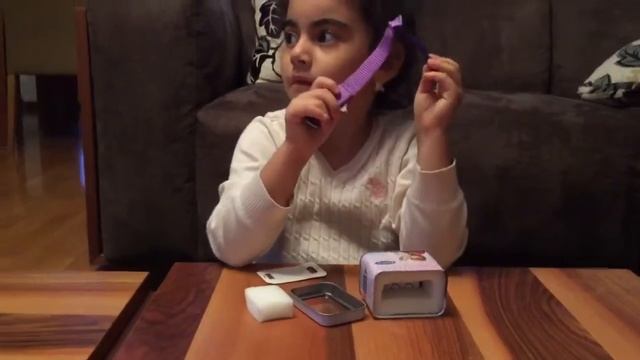 Часы Анна и Эльза смотреть онлайн