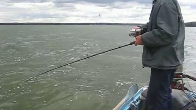 рыбалка на белоярке смотреть онлайн