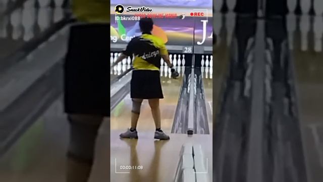 SUPER BOWLING MANIA ?: STRIKE!!! смотреть онлайн