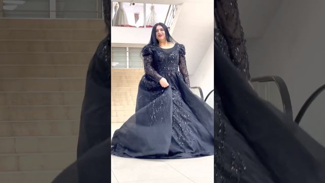 Шикарные вечерние платья ! Большие и маленькие размеры ,для заказа напишите на ватсап 89288359929 смотреть онлайн
