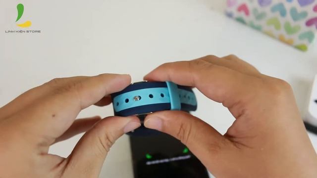 Hướng dẫn sử dụng đồng hồ định vị trẻ em Wonlex Kt15 (Phần 1) - Lắp sim, kết nối app,.. смотреть онлайн