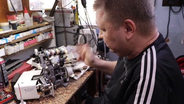 Elna 664 Pro смотреть онлайн