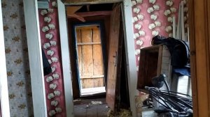 В БОГОТОЛЕ\ПОМЕНЯЛИ ДВЕРЬ\СЕМЬЯ ПЕРОВЫХ\