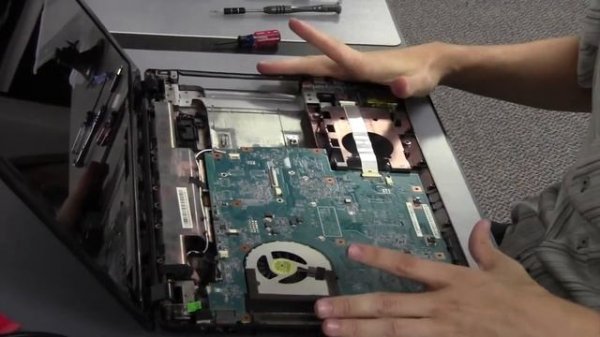 Acer Aspire 7741Z Disassembly